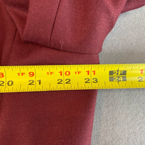 Rodier wool Blazer, belted and buttoned, front pockets, size 16 - Picture 8 of 11